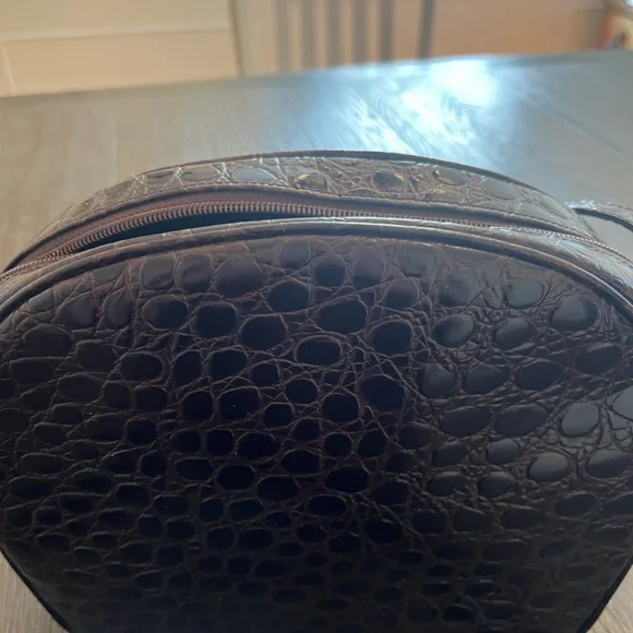 Salvatore Ferragamo Croc Embossed Leather Crossbody bag - Picture 5 of 5